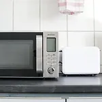 Modern~5*Location~Home Office~Netflix~Free Parking